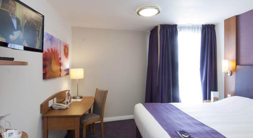 Premier Inn Uttoxeter Pokoj fotografie