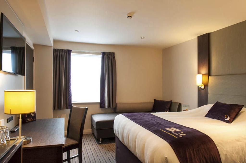 Premier Inn Uttoxeter Exteriér fotografie