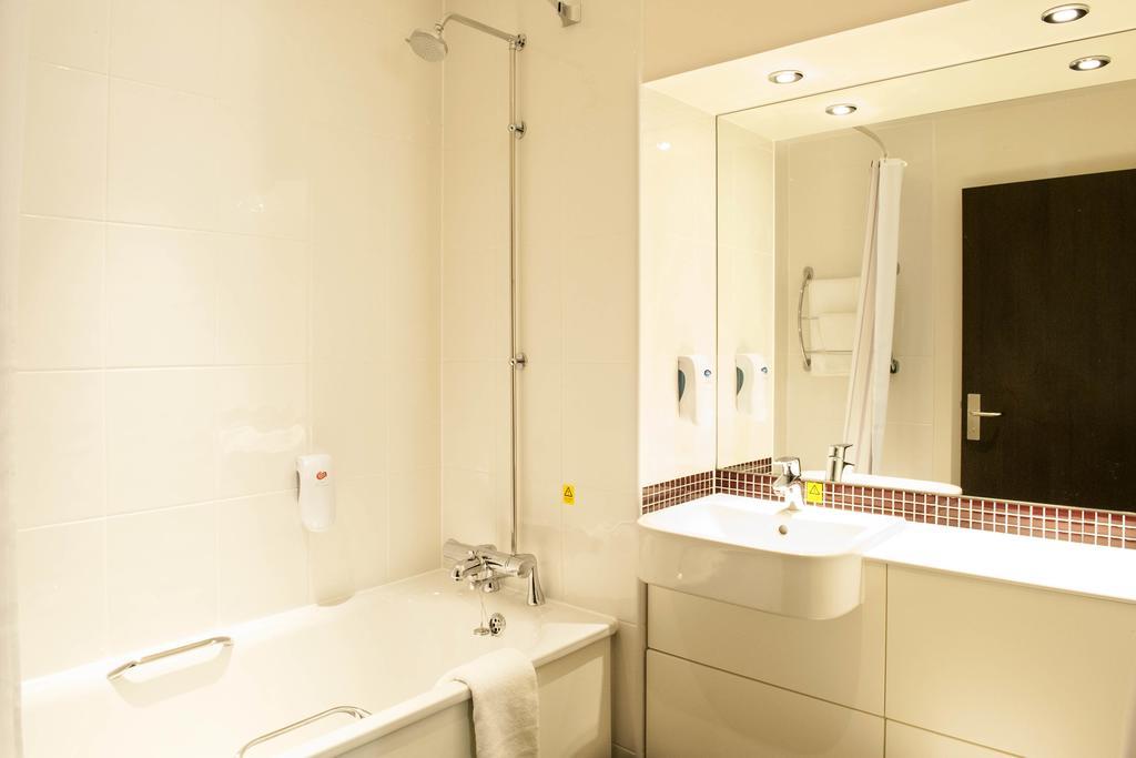 Premier Inn Uttoxeter Exteriér fotografie